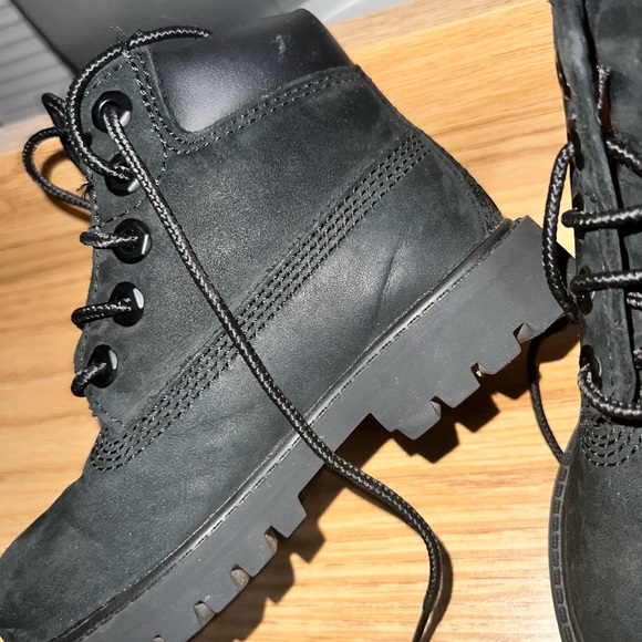 Timberland boots (toddler) - Picture 2 of 4
